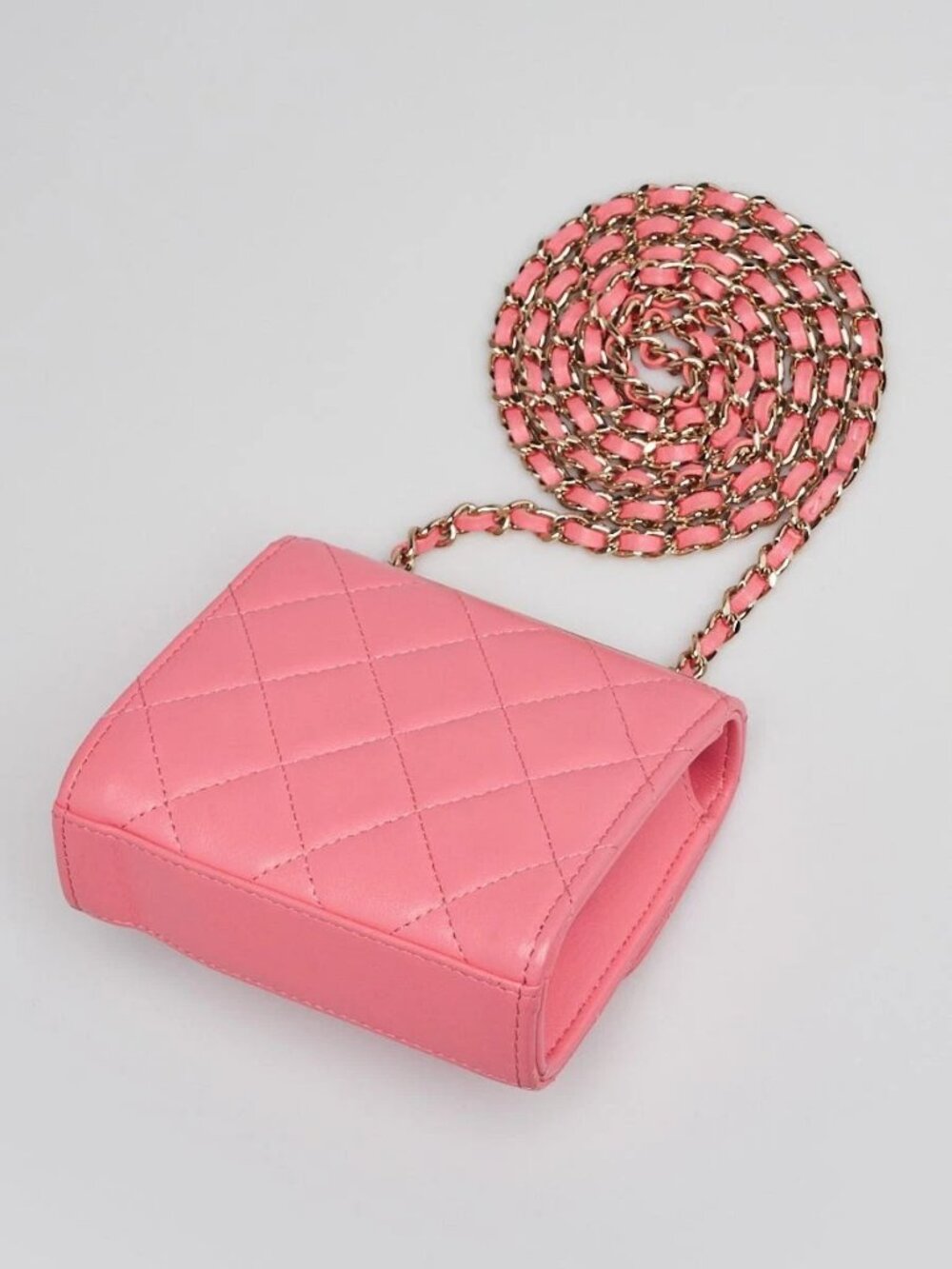 Chanel Coral Quilted Lambskin Leather Mini Trendy CC Clutch with Chain Bag - Picture 2 of 11